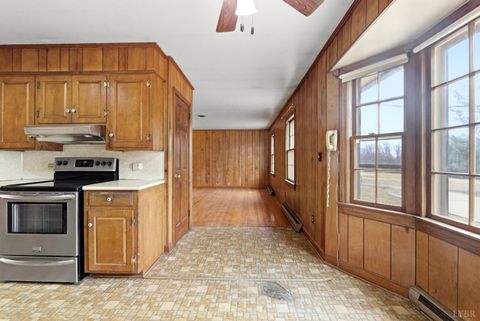 Tiny photo for 1730 Redfields Road, Appomattox, VA 24522 (MLS # 364841)