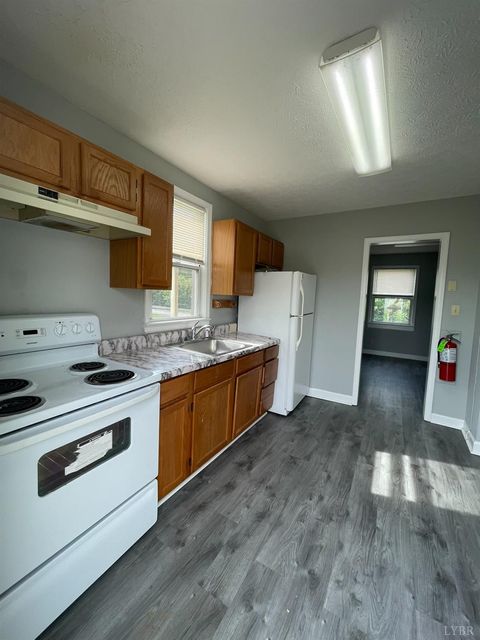 Tiny photo for 213 College Drive, Lynchburg, VA 24501 (MLS # 366054)