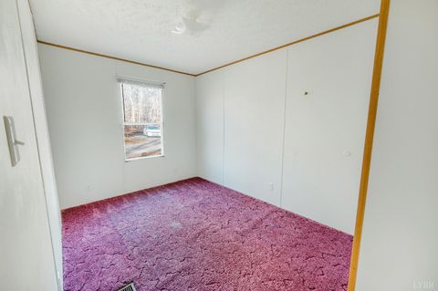 Tiny photo for 365 Harris Road, Madison Heights, VA 24572 (MLS # 364047)