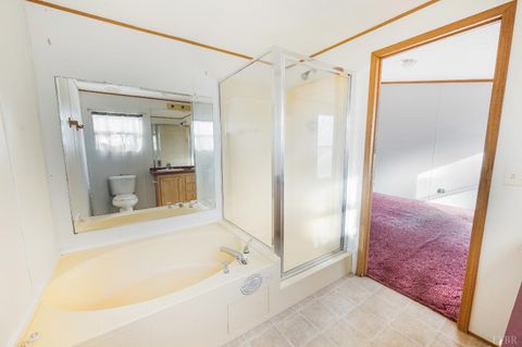 Tiny photo for 365 Harris Road, Madison Heights, VA 24572 (MLS # 364047)