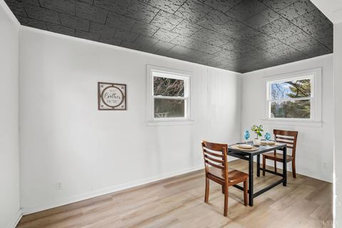 Tiny photo for 223 Rocklawn Avenue, Danville, VA 24540 (MLS # 363381)