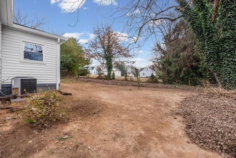 Tiny photo for 223 Rocklawn Avenue, Danville, VA 24540 (MLS # 363381)