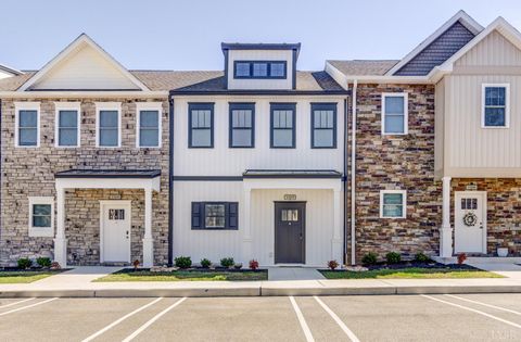 Photo of 556 Leesville Road #1105, Lynchburg, VA 24502 (MLS # 365203)