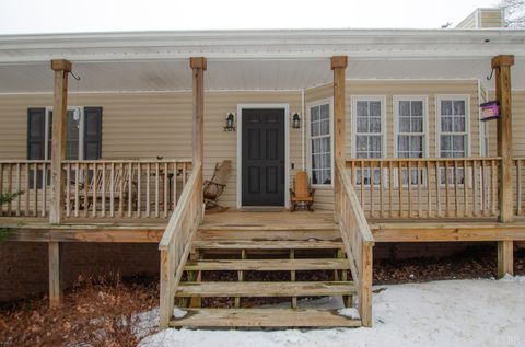 Tiny photo for 3576 Trents Ferry Road, Lynchburg, VA 24503 (MLS # 364348)