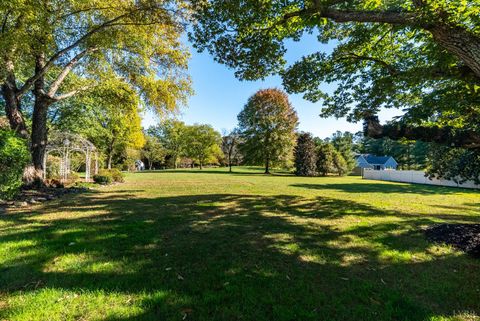 Tiny photo for 116 Winridge Drive, Madison Heights, VA 24572 (MLS # 362951)