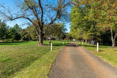 Tiny photo for 116 Winridge Drive, Madison Heights, VA 24572 (MLS # 362951)