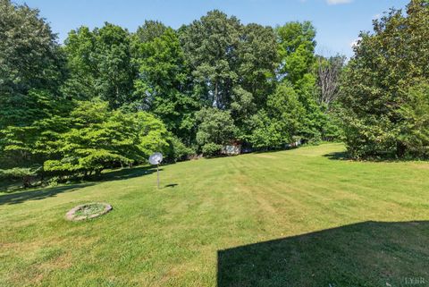 Tiny photo for 612 Burton Creek Place, Lynchburg, VA 24502 (MLS # 366736)