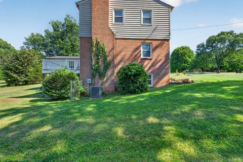 Tiny photo for 612 Burton Creek Place, Lynchburg, VA 24502 (MLS # 366736)