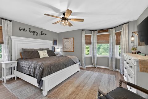 Tiny photo for 612 Burton Creek Place, Lynchburg, VA 24502 (MLS # 366736)
