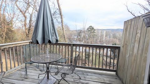 Tiny photo for 3420 Morning Dove Road, Roanoke, VA 24018 (MLS # 364142)