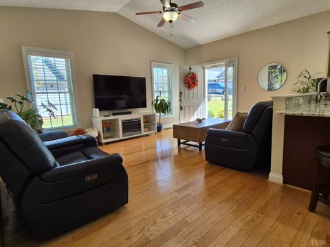 Tiny photo for 200 Bella Court, Lynchburg, VA 24502 (MLS # 362374)