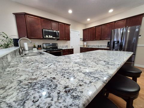 Tiny photo for 200 Bella Court, Lynchburg, VA 24502 (MLS # 362374)