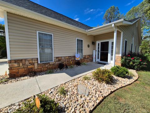 Tiny photo for 200 Bella Court, Lynchburg, VA 24502 (MLS # 362374)