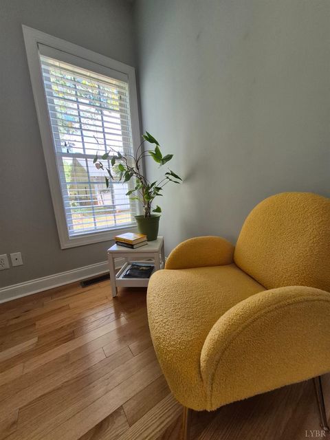 Tiny photo for 200 Bella Court, Lynchburg, VA 24502 (MLS # 362374)
