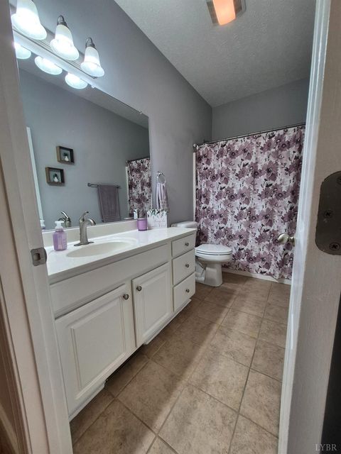 Tiny photo for 200 Bella Court, Lynchburg, VA 24502 (MLS # 362374)