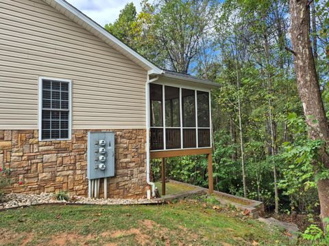 Tiny photo for 200 Bella Court, Lynchburg, VA 24502 (MLS # 362374)