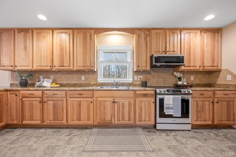 Tiny photo for 520 Old Trents Ferry Road, Lynchburg, VA 24503 (MLS # 363573)