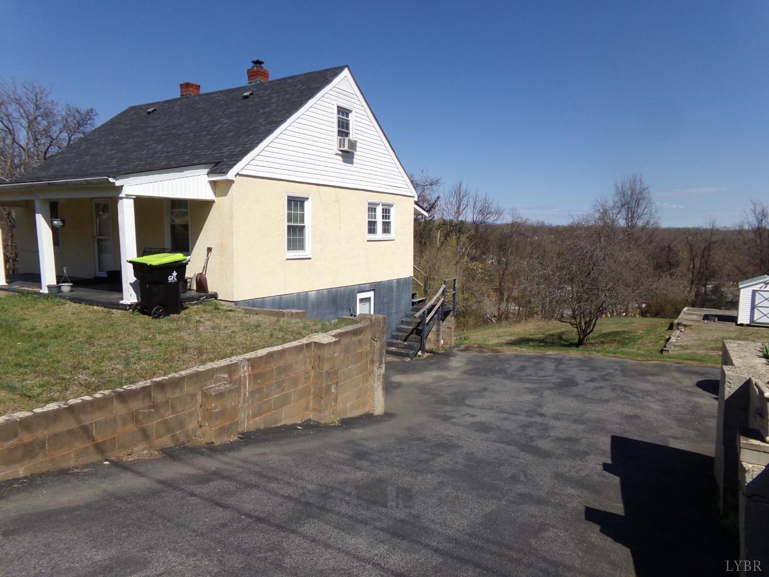 143 Spinner Street, Madison Heights, Virginia image 4