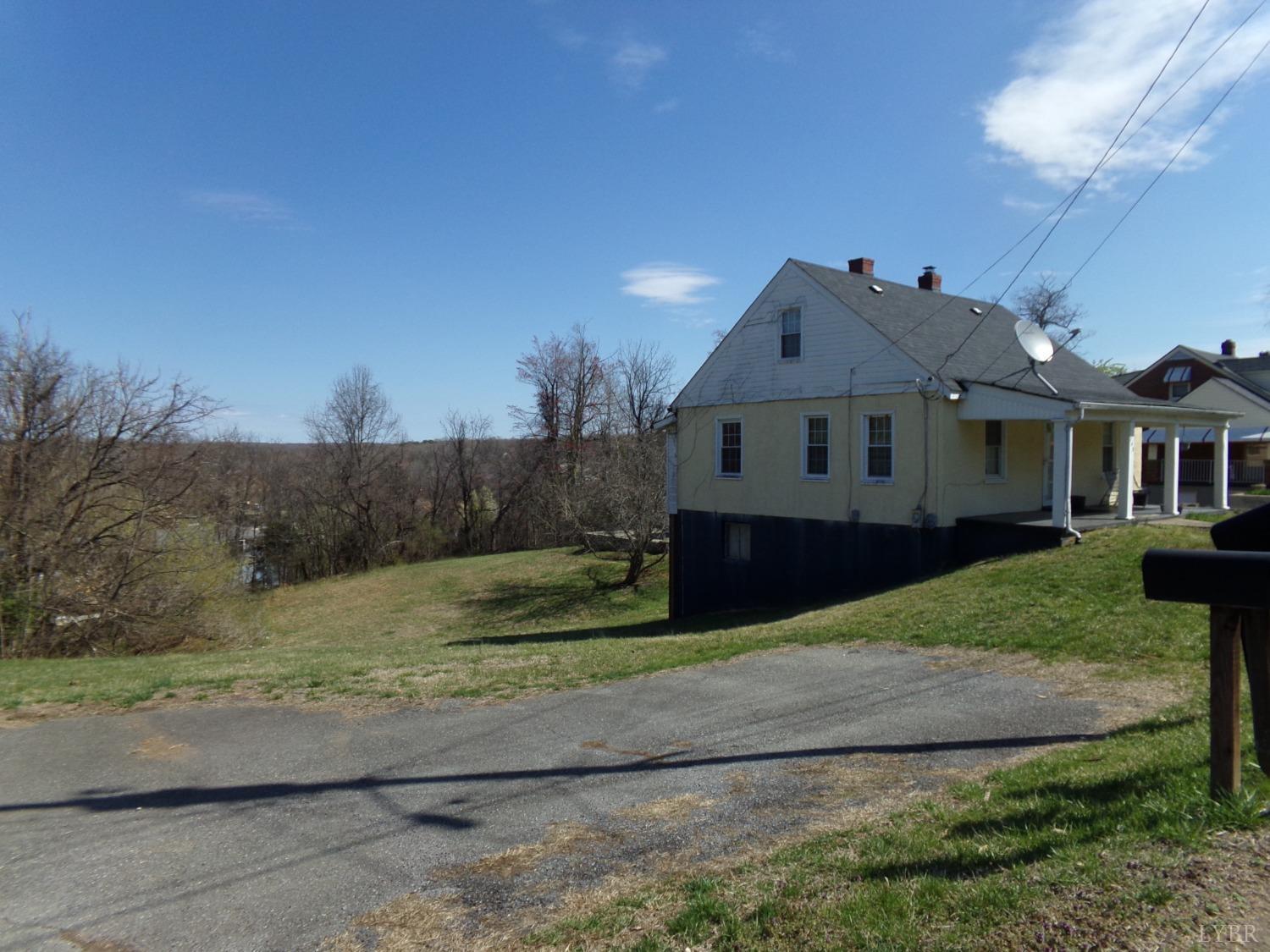 143 Spinner Street, Madison Heights, Virginia image 3