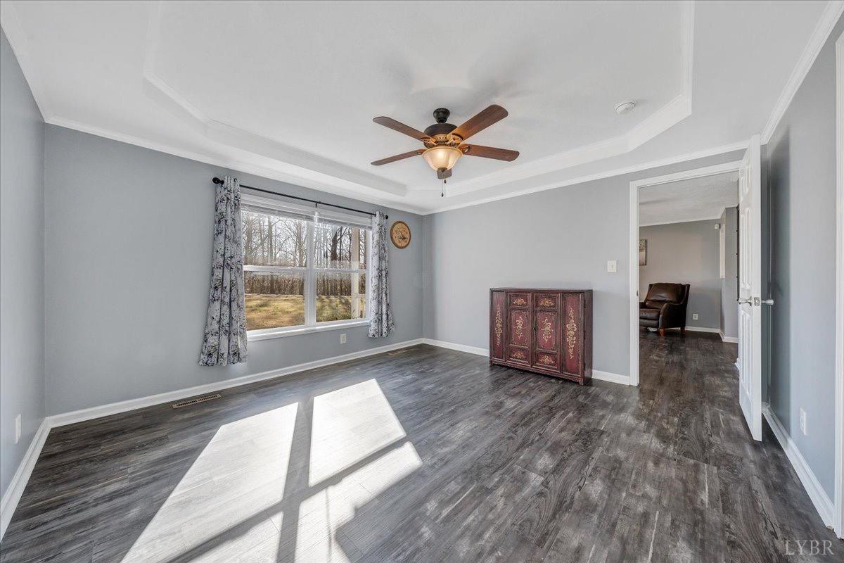 1309 Gate Lane, Moneta, Virginia image 13