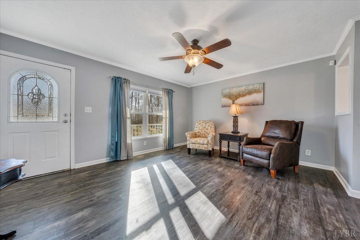 1309 Gate Lane, Moneta, Virginia image 3