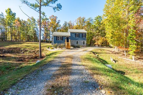 Tiny photo for 761 Chapel Grove Road, Evington, VA 24550 (MLS # 362622)