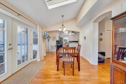 Tiny photo for 1826 Arlington Road, Roanoke, VA 24015 (MLS # 364053)