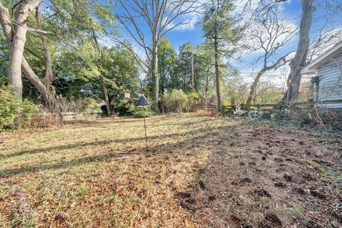 Tiny photo for 1826 Arlington Road, Roanoke, VA 24015 (MLS # 364053)