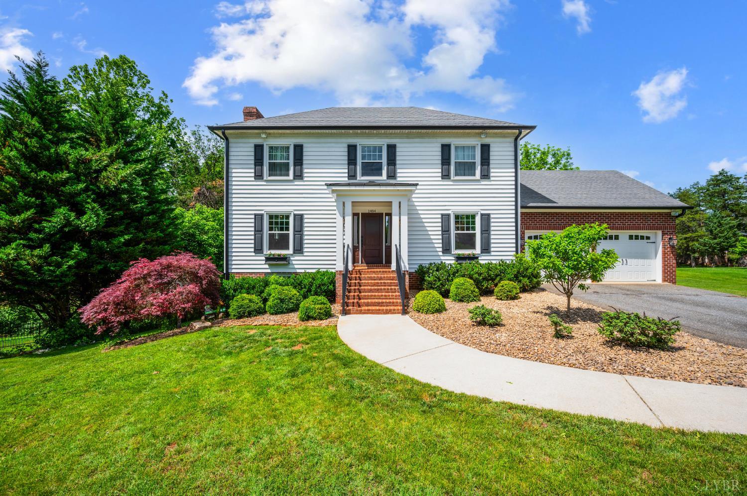 1484 Whistling Swan Drive, Forest, Virginia image 1