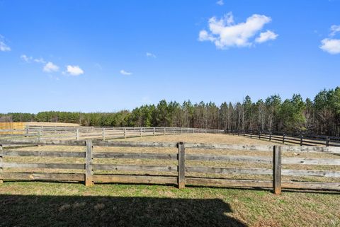 Tiny photo for 1433 Piney Mountain Road, Appomattox, VA 24522 (MLS # 364871)