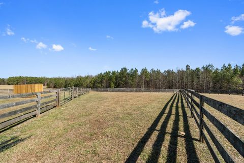 Tiny photo for 1433 Piney Mountain Road, Appomattox, VA 24522 (MLS # 364871)