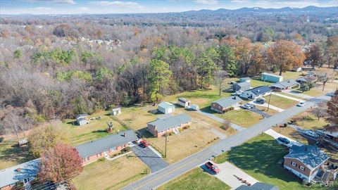 Tiny photo for 111 Wayne Drive, Lynchburg, VA 24502 (MLS # 363087)