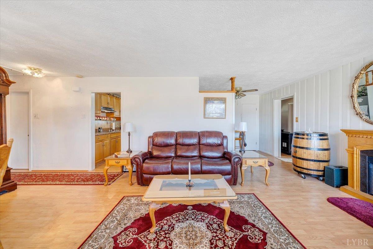 Lynchburg, Virginia 24502, United States, 3 Bedrooms Bedrooms, ,2 BathroomsBathrooms,Residential,Active,245208