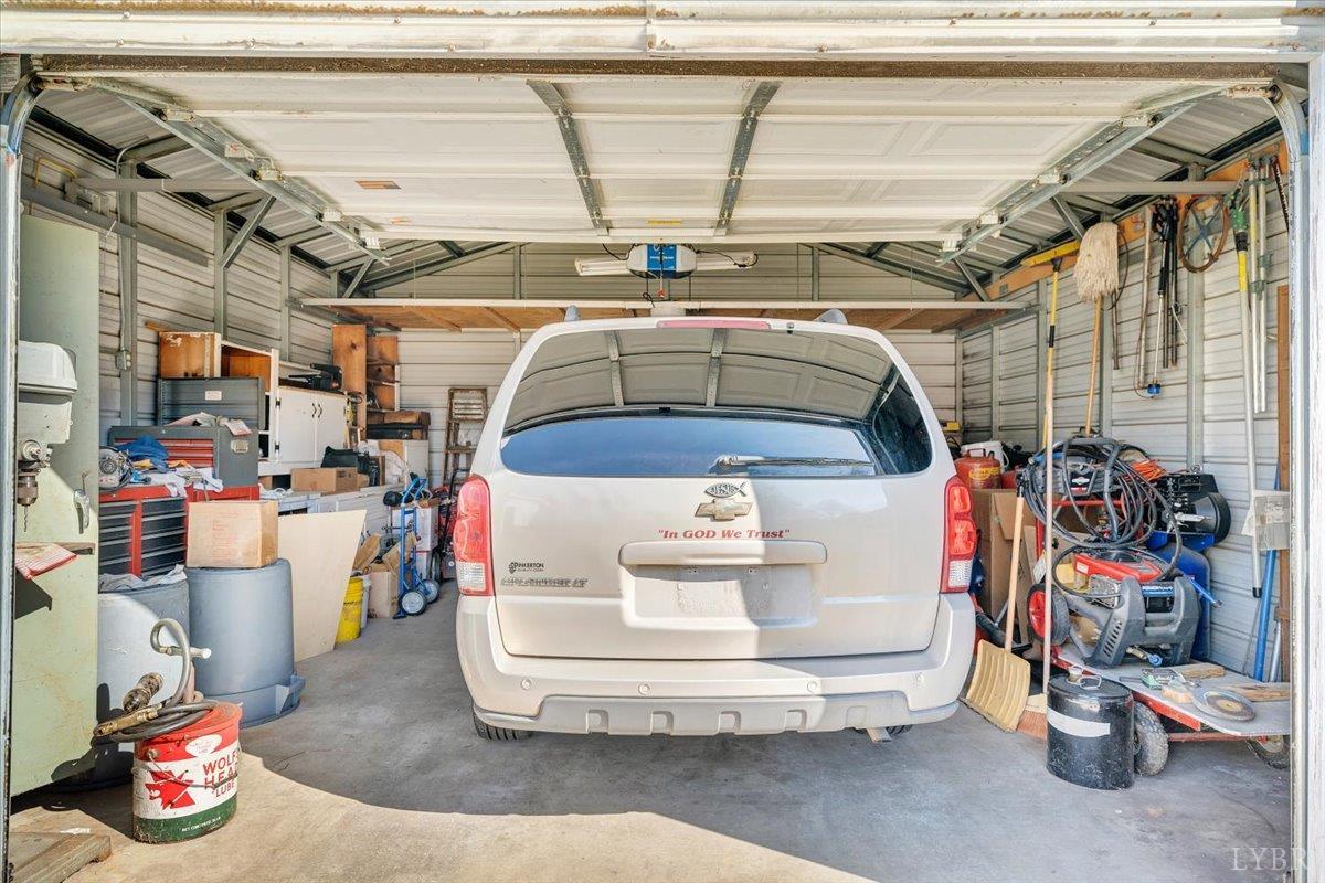 Lynchburg, Virginia 24502, United States, 3 Bedrooms Bedrooms, ,2 BathroomsBathrooms,Residential,Active,245208