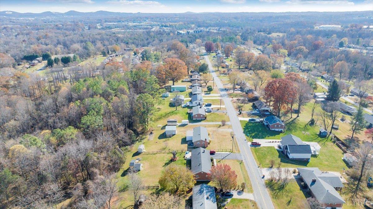 Lynchburg, Virginia 24502, United States, 3 Bedrooms Bedrooms, ,2 BathroomsBathrooms,Residential,Active,245208