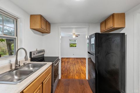 Tiny photo for 2758 Allen's Creek Road, Gladstone, VA 24574 (MLS # 362305)