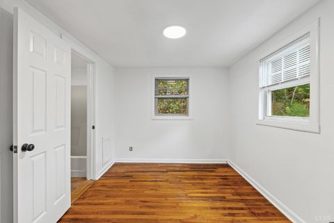 Tiny photo for 2758 Allen's Creek Road, Gladstone, VA 24574 (MLS # 362305)