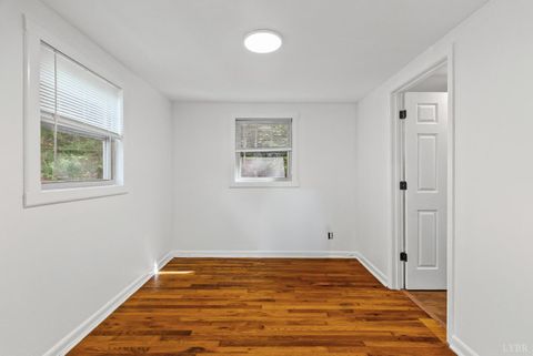 Tiny photo for 2758 Allen's Creek Road, Gladstone, VA 24574 (MLS # 362305)