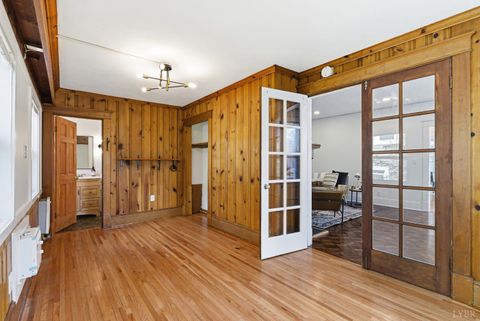 Tiny photo for 106 connecticut Avenue, Lynchburg, VA 24501 (MLS # 363769)