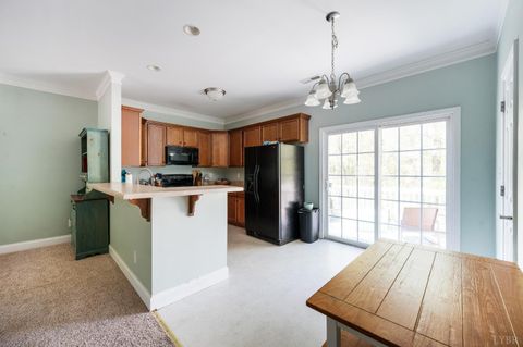 Tiny photo for 1002 Enterprise Drive #416, Lynchburg, VA 24502 (MLS # 365788)