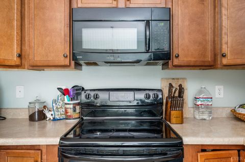 Tiny photo for 1002 Enterprise Drive #416, Lynchburg, VA 24502 (MLS # 365788)
