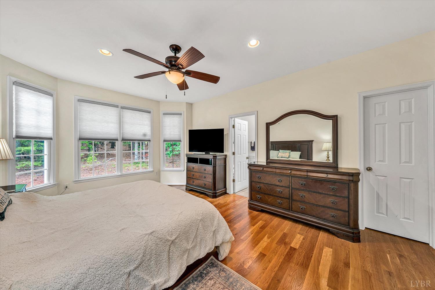 1309 W Pine Ridge Road, Huddleston, Virginia image 14
