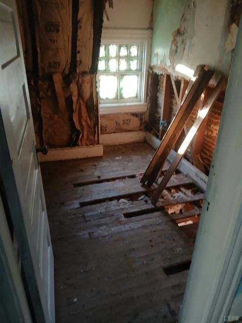 Tiny photo for 844 RIVERMONT AVE Ave, Lynchburg, VA 24504 (MLS # 362838)