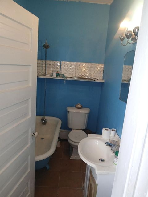 Tiny photo for 844 RIVERMONT AVE Ave, Lynchburg, VA 24504 (MLS # 362838)