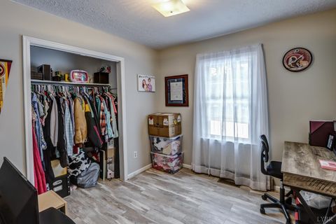 Tiny photo for 498 Partridge Creek Road, Amherst, VA 24521 (MLS # 363546)