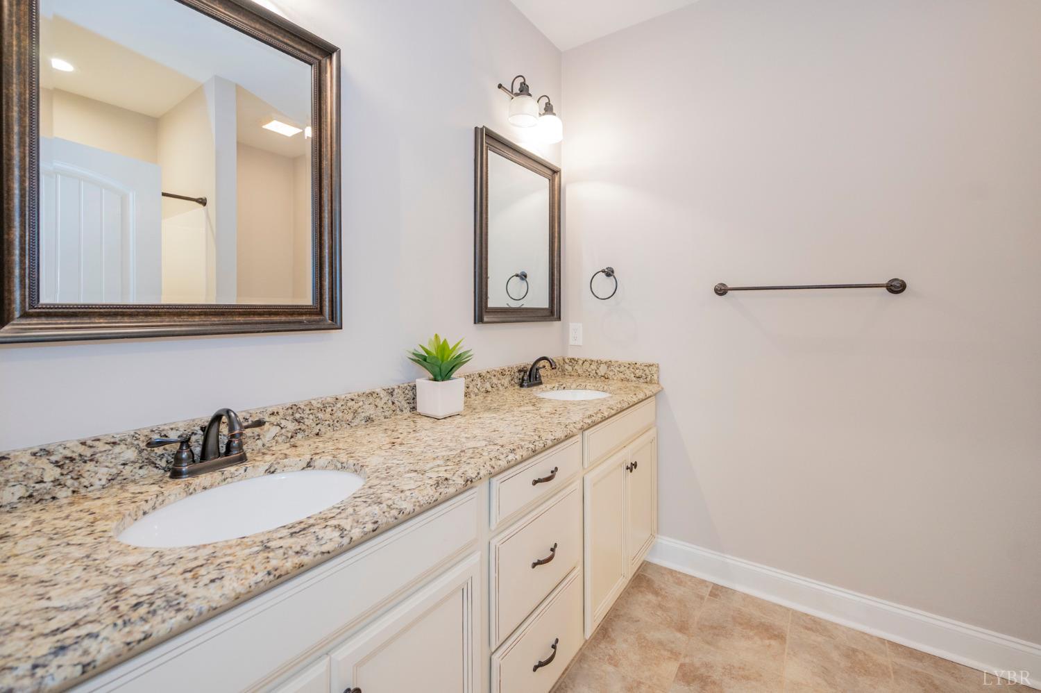 205 Bella Court, Lynchburg, Virginia image 25