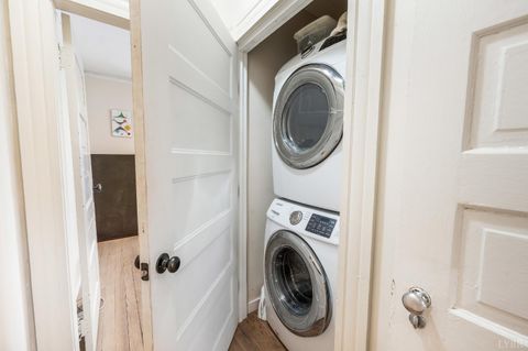 Tiny photo for 1109 Harrison Street, Lynchburg, VA 24504 (MLS # 362228)