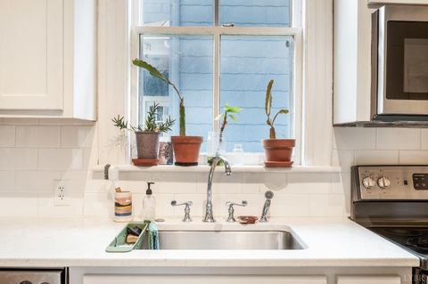 Tiny photo for 1109 Harrison Street, Lynchburg, VA 24504 (MLS # 362228)