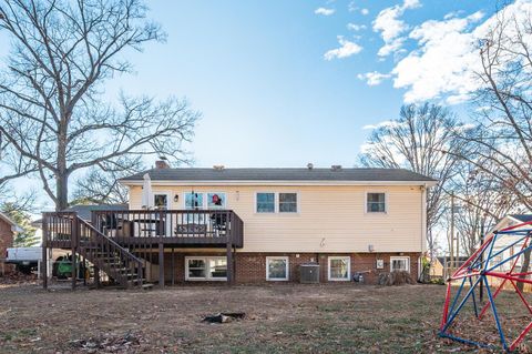 Tiny photo for 5949 Village Lane, Roanoke, VA 24019 (MLS # 365630)