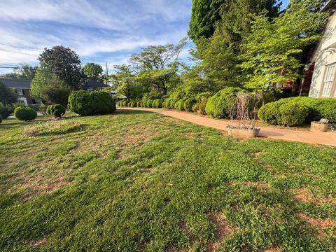 Tiny photo for 3954 Fort ave Ave, Lynchburg, VA 24502 (MLS # 365935)